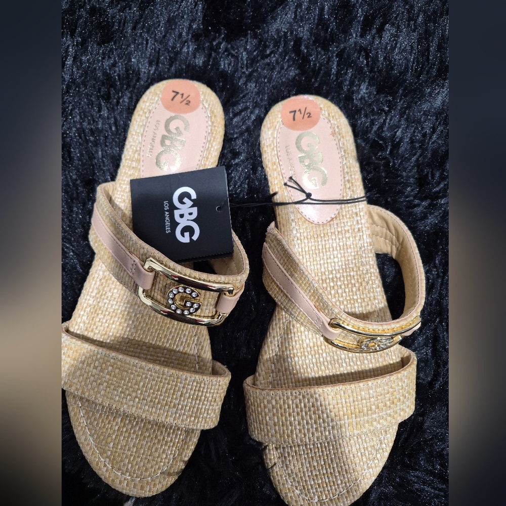 GBG Los Angeles Beige and Gold Women's Sandals